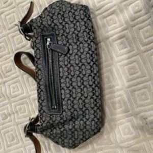 EUC Coach black and white purse in signature print